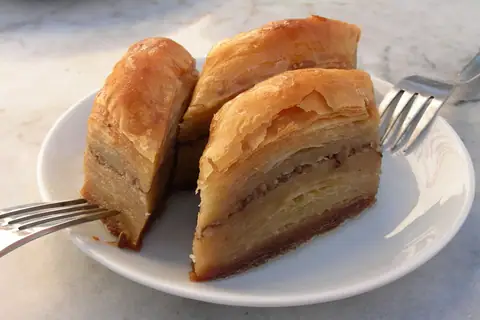 Kyle Bakery photo 4